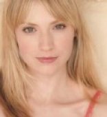 Beth Riesgraf