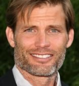 Casper Van Dien