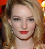 Dakota Blue Richards