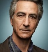 David Strathairn