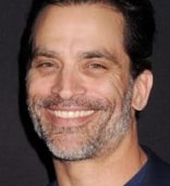 Johnathon Schaech