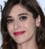 Lizzy Caplan