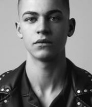 Hero Fiennes Tiffin