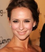 Jennifer Love Hewitt