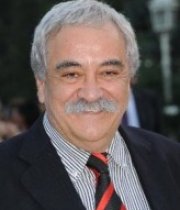 Levent Kırca