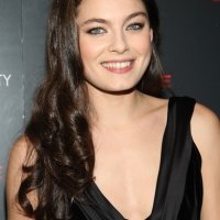 Alexa Davalos