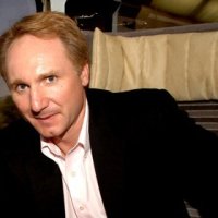 Dan Brown