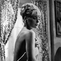 Elke Sommer